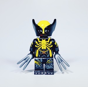 wolverine minifigure