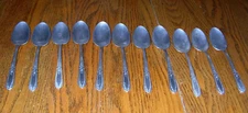 Vintage 1939 Wm Rogers MFG Co Lyric II Pattern SP 11 Oval Soup Spoons