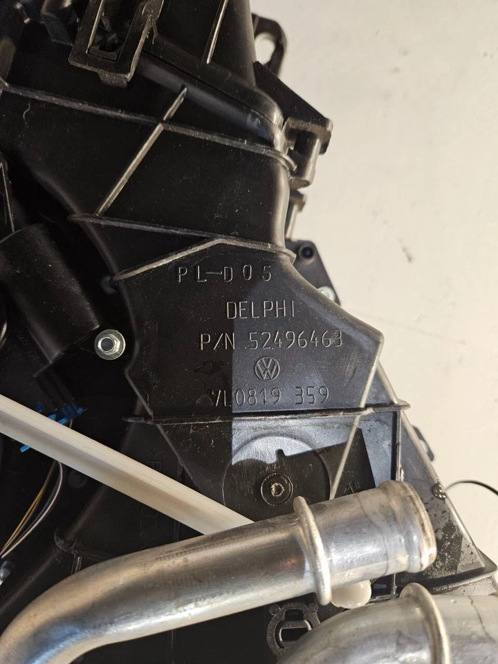 AUDI Q7 4L 2007-2015 INTERIOR REAR HEATER FAN BLOWER MOTOR BOX 4L0820004D - Image 2 of 4