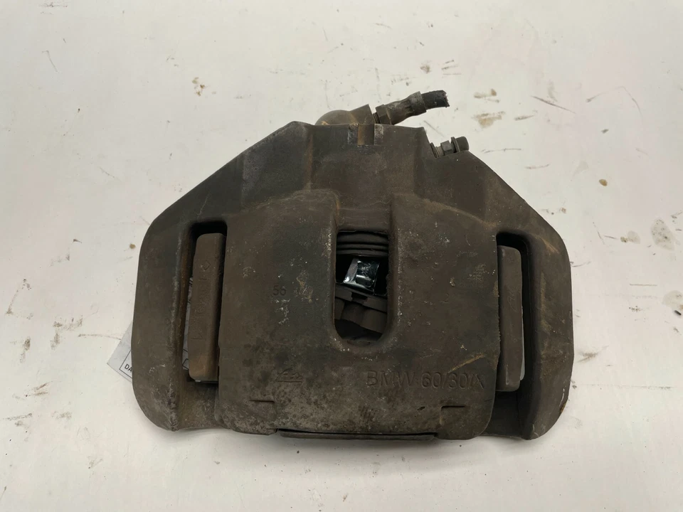 BMW E60 525XI 528XI 530XI 535XI 2006-2010 PINZA DE FRENO PASAJERO DELANTERO DERECHO AWD Foto 2 de 4