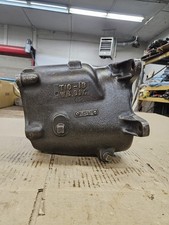 1960 1961 1962 1963 Bw Borg Warner T-10 4 Speed Cast Iron Case T10-1b 5-19 Nice