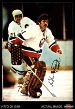 1977 Topps O-Pee-Chee Glossy #17 Glenn Resch SQR Islanders VARIATION 8 - NM/MT