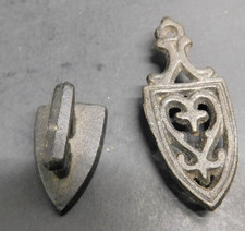 Miniature Dollhouse Furniture Cast Iron Trivet And Iron