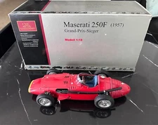 CMC 1957 Maserati 250F Grand-Prix-Sieger 1:18 scale Item # M-051