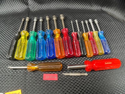 Nut Drivers - SAE - Set of 15 Multicolor - Taiwan & True Value   IN2316
