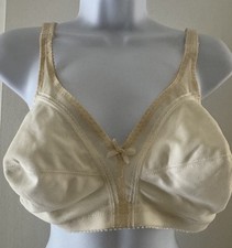 VTG Carnival Nylon Lingerie Bra 40 B USA Union Off White style 620