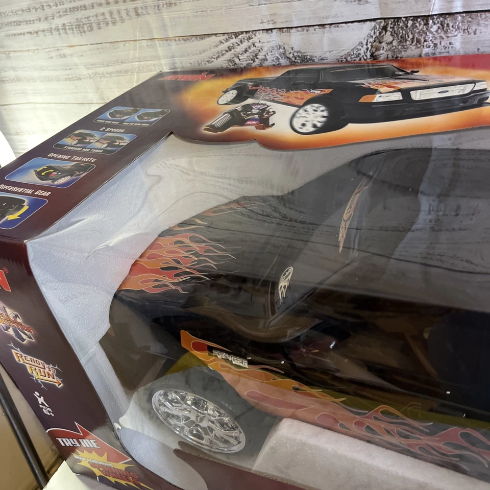 Artin Ford Ranger Truck Mad Tuner Radio Control Full Function Spinners 2 Speed - Image 2 of 4