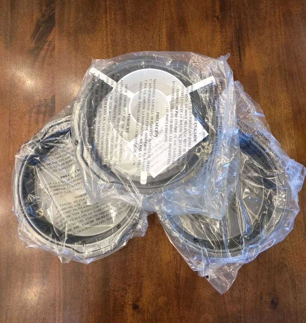 Pampered Chef Set Of 3 Non-stick 9" Cake Pans with Checkerboard insert #9611 NEW