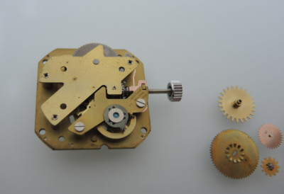Uhrwerk EB 8511 als Ersatzteilspender, movement for spare parts