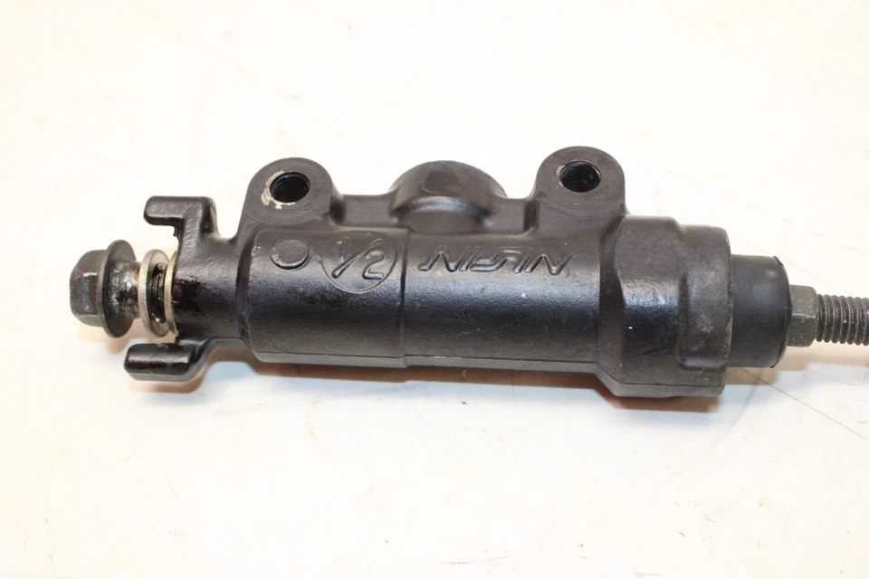 1990 Suzuki Vx800 Rear Back Brake Master Cylinder - Image 2 of 4