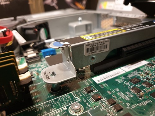 HPE DL20 Gen9 Rack Mount Server E3-1230v5 , 64GB RAM , 2 x 1 TB 2.5" HDDs - Photo 13/15