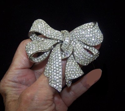 CINER High-end Huge Pave and Baguette Crystals Ribbon/Bow Pin