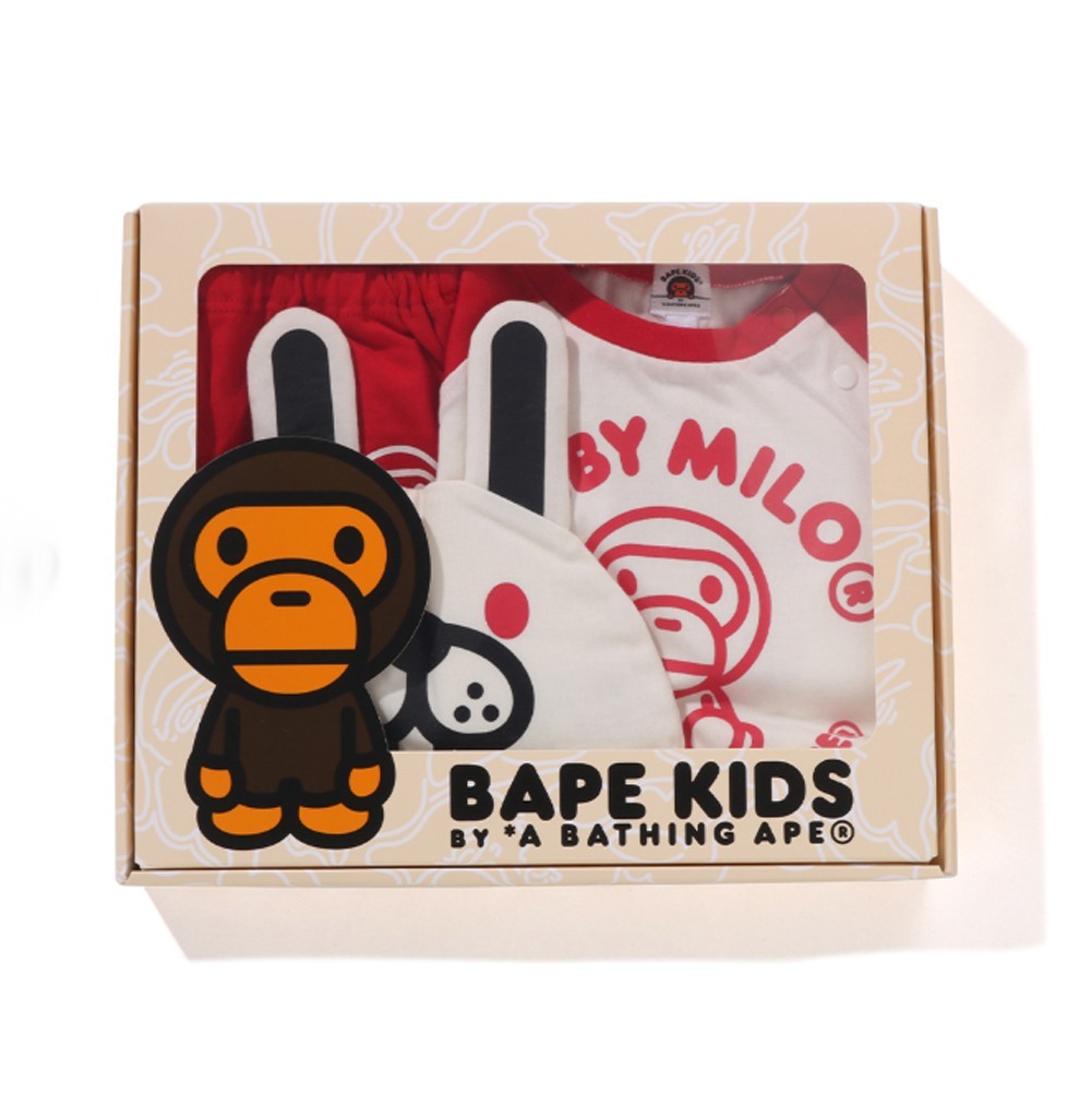 A BATHNIG APE BAPE KIDS BABY MILO FRIENDS BABY GIFT SET w/ Gift