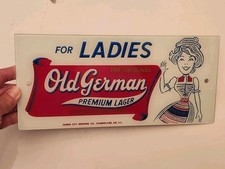 Ancienne enseigne publicitaire bière allemande femme verre peint au revers Cumberland Md