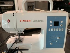 Singer Confidence 7465 Sewing Machine with Extra Needles, Spools, and Case