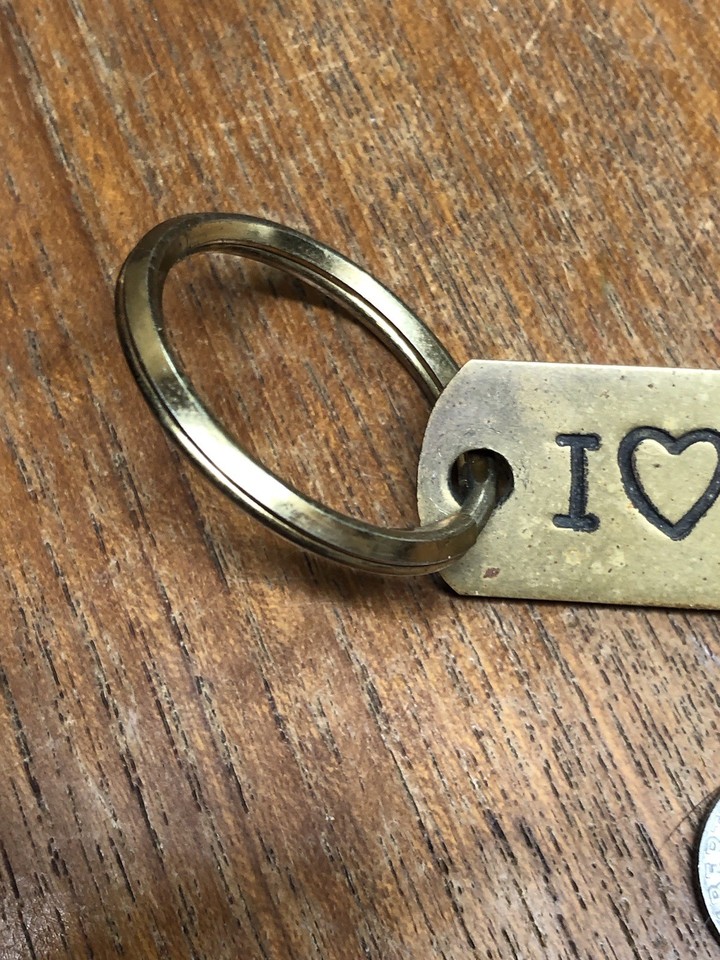 I Love Giraffe Zoo Africa Animal Pendant Keychain Key Chain Gift Bronze