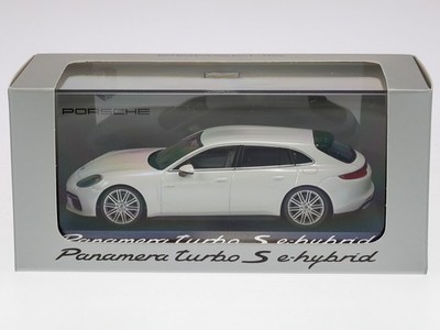 Porsche Panamera Sport Turismo Turbo S white diecast modelcar