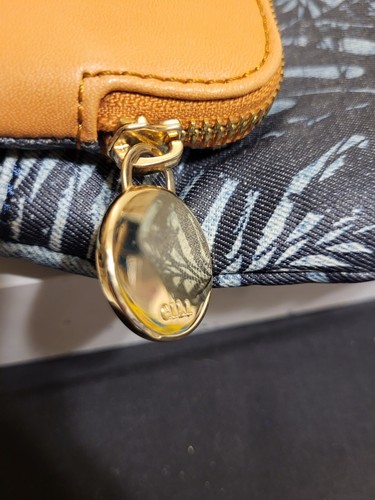 G.I.L.I. Tan Leather/Palm Print Canvas 2-in-1= Clutch or Crossbody Bag MSRP $139 - Picture 7 of 11