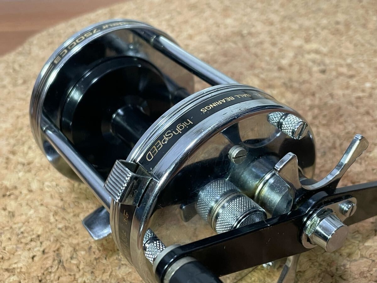 Abu Garcia Ambassadeur 7500C3 Baitcasting Reel Used Smooth Works