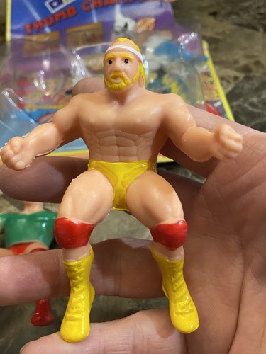 RARE WWF WRESTLING SUPERSTARS THUMB WRESTLERS HULK HOGAN HONK KONG KNOCK OFFS - Picture 11 of 15