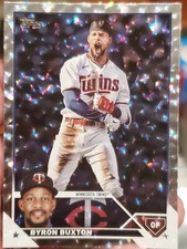 2023 Topps Series 1 Collector's Box Byron Buxton Silver Patterned Foilboard #25