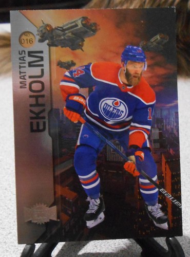 2023-24 Skybox Metal Universe Hockey Base Cards You Pick Complete Your Set - Picture 17 of 115