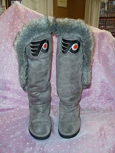 womens tall gray boots
