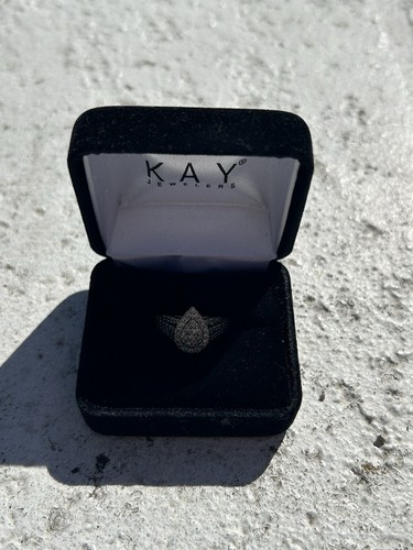 Kays Engagement Diamond Ring Women Size 7 10k Gold Pear Shaped - Picture 10 of 13