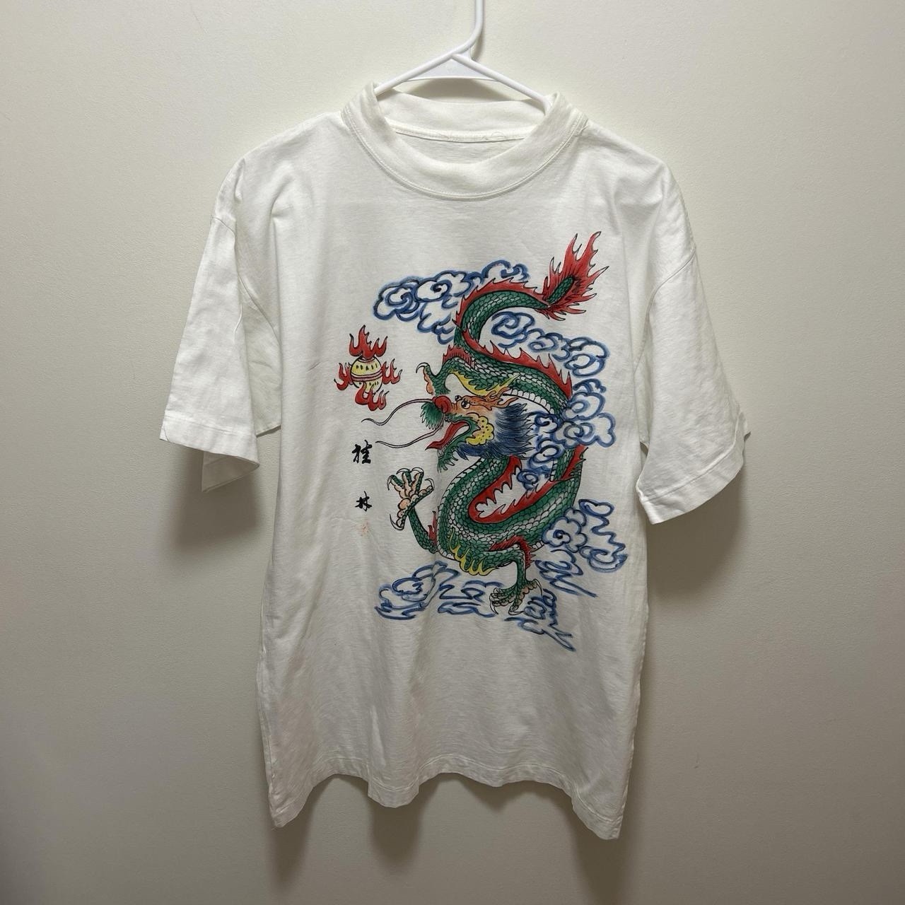 Vintage 90s Dragon Chinese Vendor Tee Single Stitch (Faded Logo Not Stain)