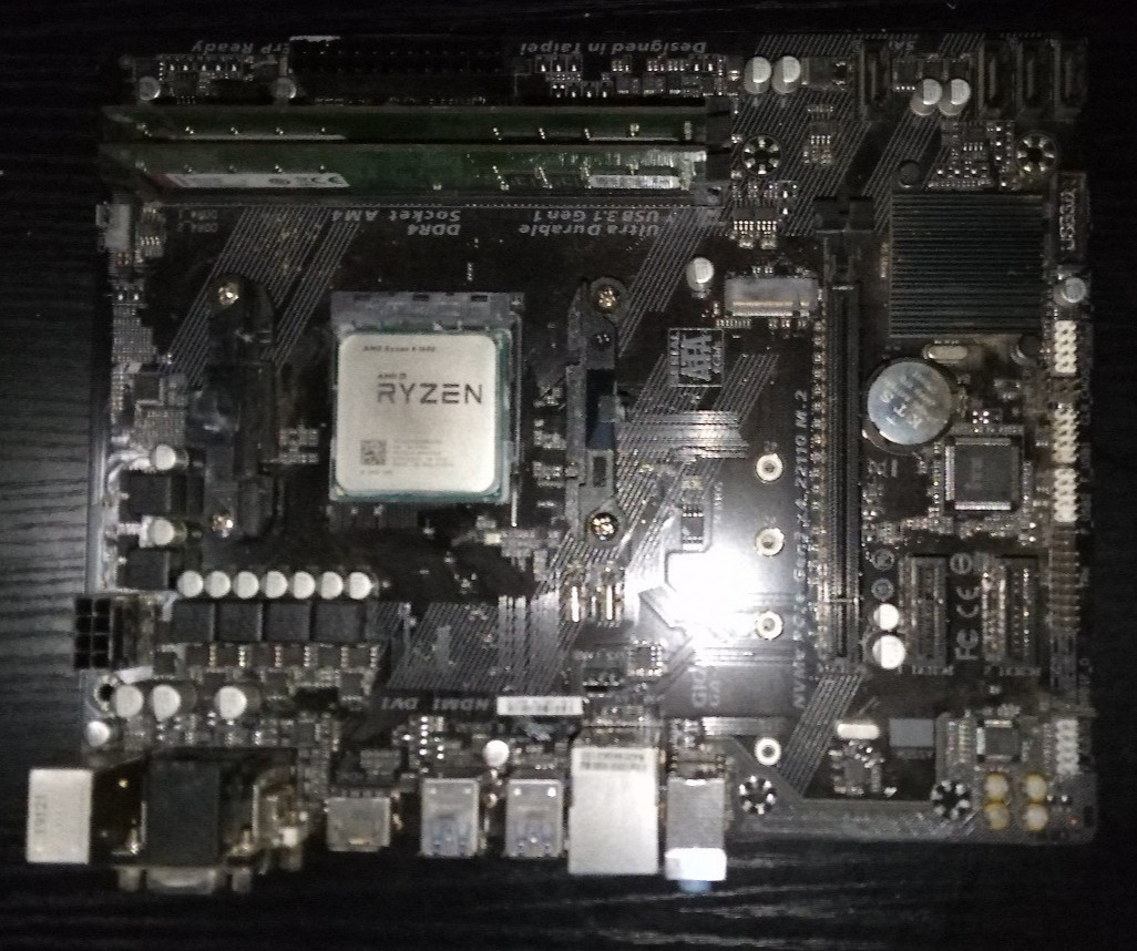Gigabyte GA-A320M-S2H Motherboard + AMD Ryzen 5 1600 cpu + 16gb ram combo