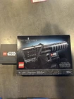 LEGO Star Wars 40917 The Darksaber GWP & The Mandalorian™ and Grogu™ Display