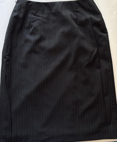 Escada-Black Light Weight Wool Striped A-Line Skirt-Size 36 - Picture 6 of 6