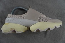 Sorel Kinetic Impact Strap Shoes Womens Size 8 Beige Slip On Mesh Sneakers