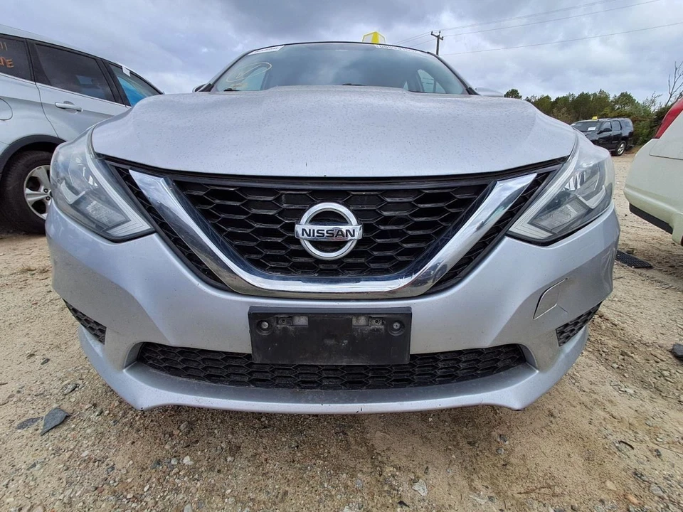 Maletero/portón trasero S sin alerón compatible con 16-19 Sentra 2683484 Foto 2 de 4