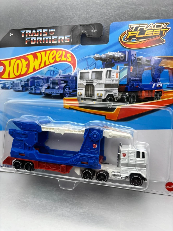 2025 Hot Wheels (Track Fleet) Transformers- "ULTRA MAGNUS" - Image 2 of 4