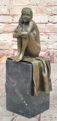 BRONZE STATUE, NOUVEAU GIRL, NUDE FIGURE HOT CAST FIGURINE SIGNED SCULPTURE