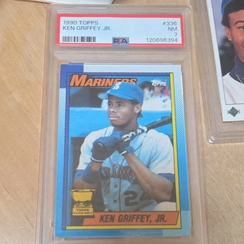 Topps 1990 Ken Griffey Jr. #336 Seattle Mariners PSA 7 Baseball Trading Card