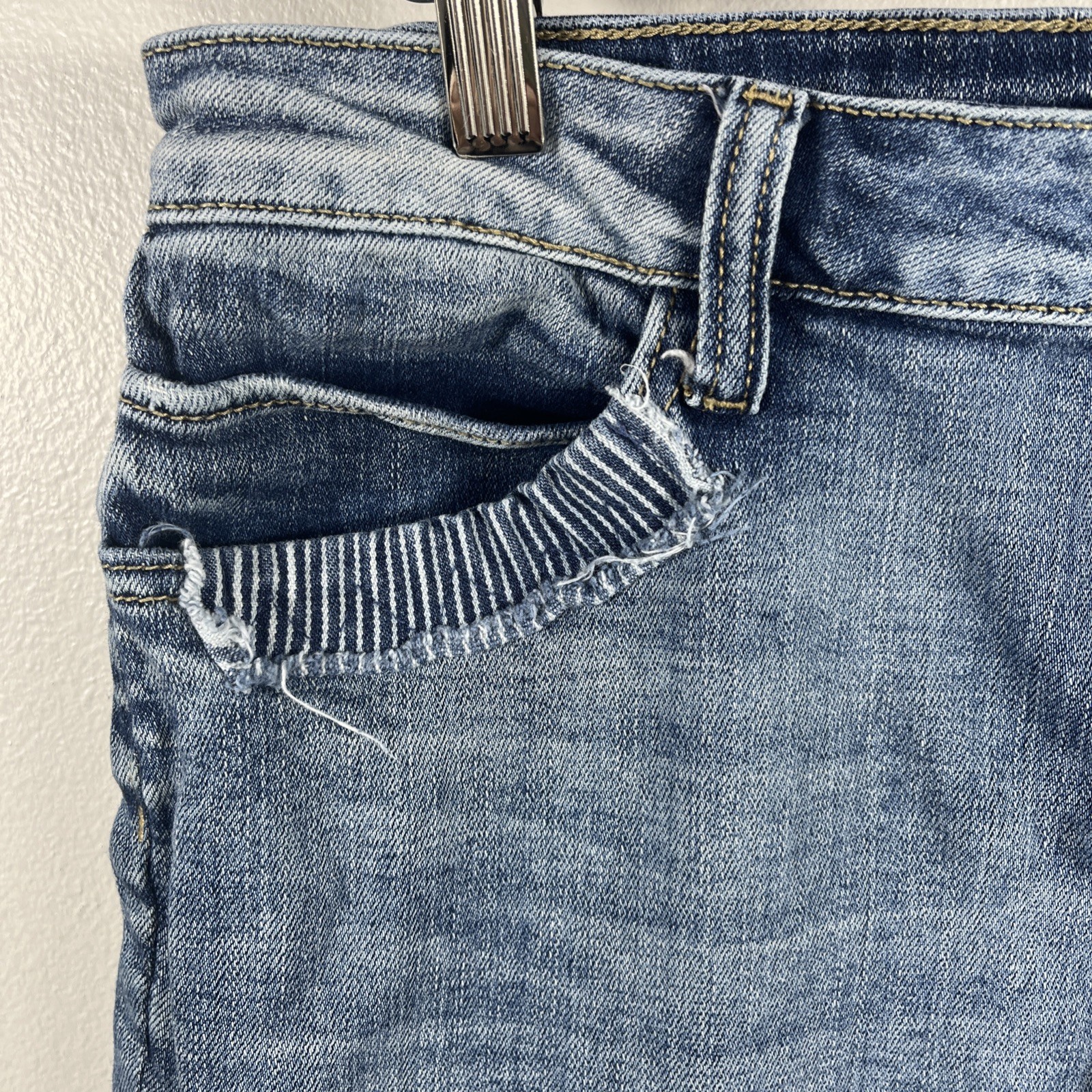 Cello patchwork jeans Denim Cropped Distressed Hi… - image 5