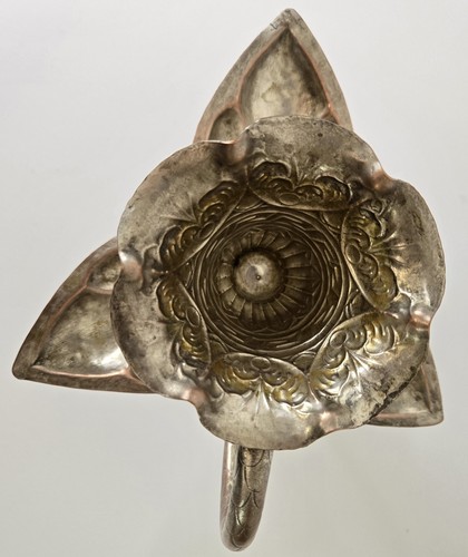 Vintage Silver Plated Copper Diya Lamp Tika Dani, Pooja Arati Ceremonies - Picture 4 of 9