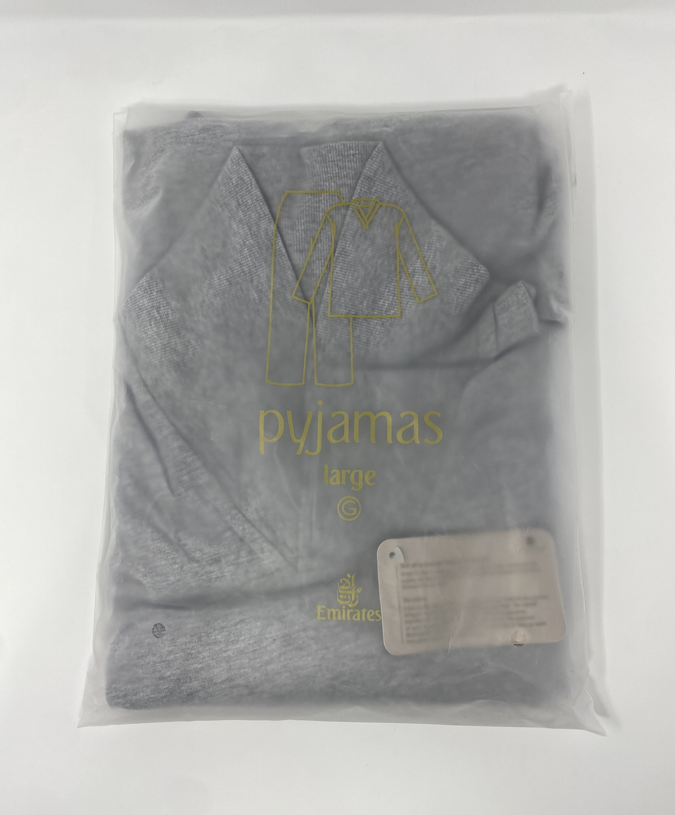 New Emirates First Class Men’s Amenity Kit ( BVLGARI ) + Pajamas Set & Slippers eBay