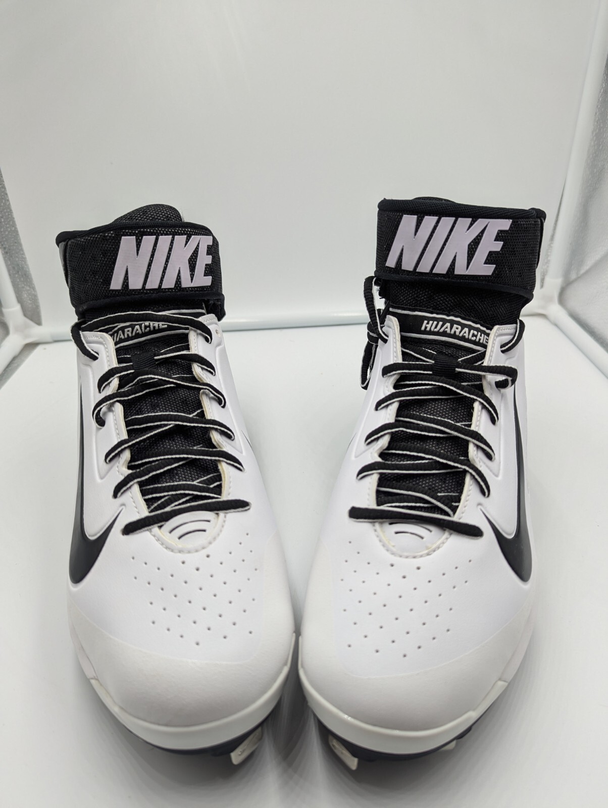 Nike  Huarache Metal Baseball Cleats  White Black Mens 599235-101  Size 9 ✅🎄🎄
