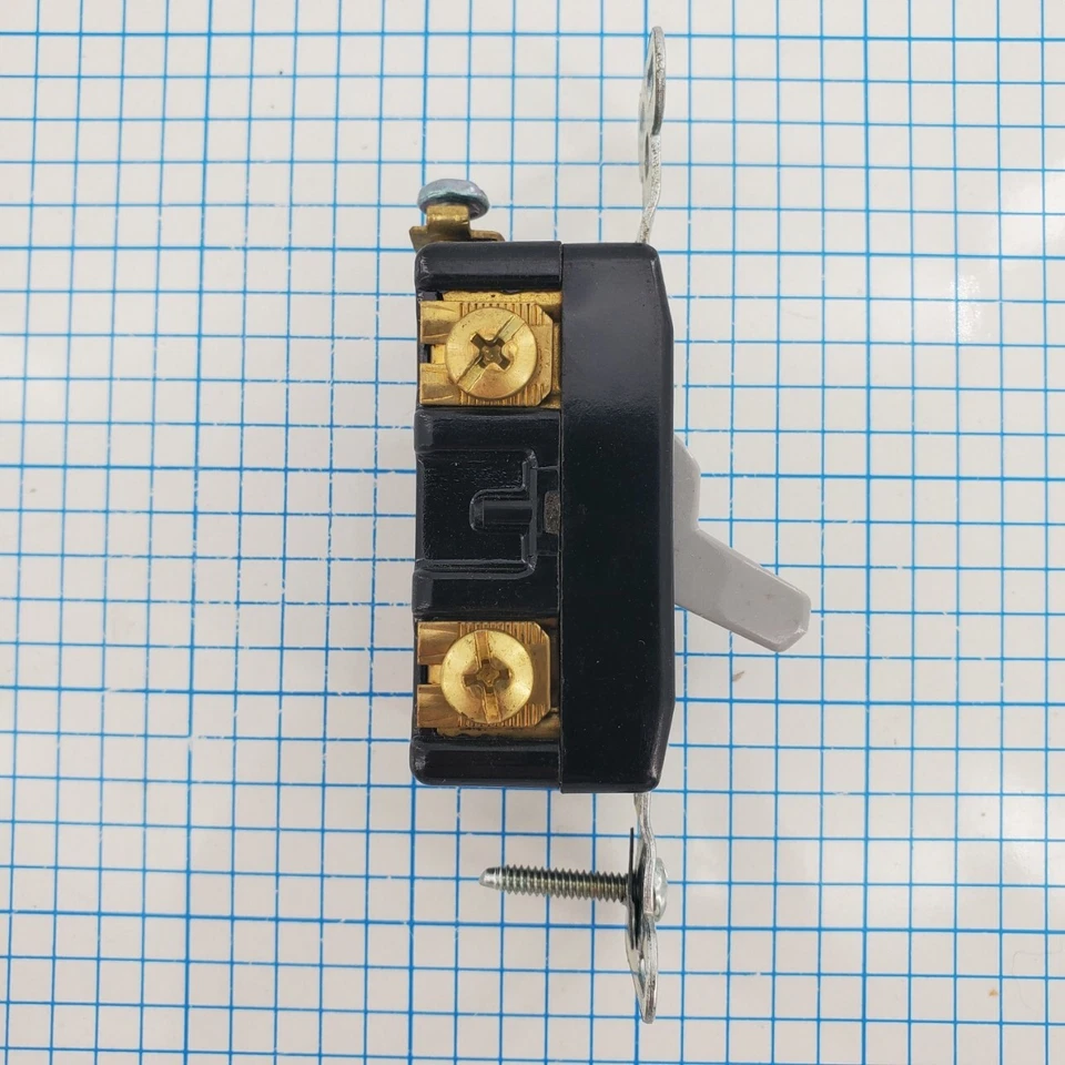 SwitchToggle Gray Single Pole 15A 120V Heavy-duty Legrand 371510-I NOS - Image 3 of 4