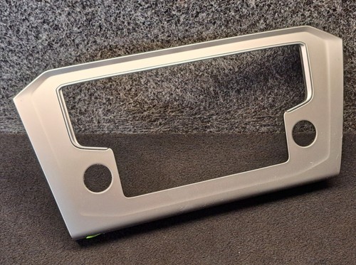 3G0819475A 3G1858069E VW Passat B8 Verkleidung Radio
