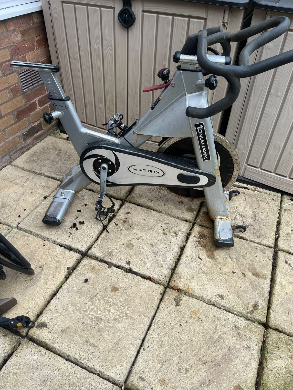 matrix tomahawk s series