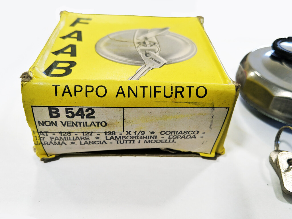 Lamborghini Espada Jarama Lancia Fiat 128 X19 Locking Fuel Gas Cap FAAB B542