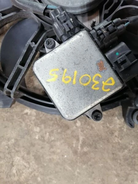 Conjunto de ventilador de motor de ventilador de radiador compatible con 14-19 INFINITI Q70 1131233 Foto 3 de 4