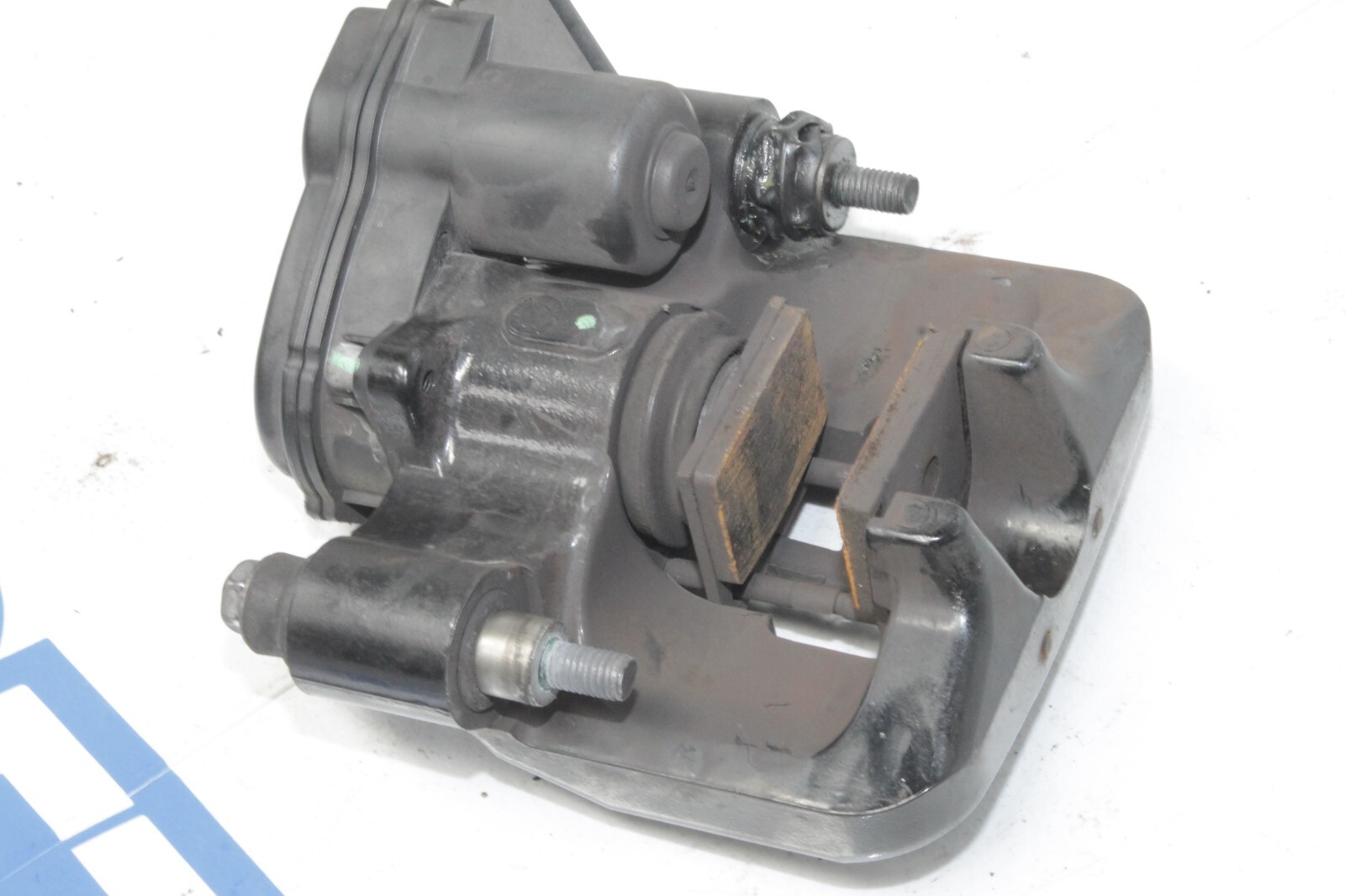 12-14 MCLAREN MP4-12C 12C 570 OEM RH REAR BRAKE CALIPER BLACK 11C0054CP COMPLETE
