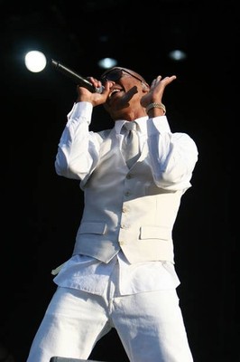 Rapper Lupe Fiasco performs at the 2008 Lollapalooza music festiva- Old Photo 11