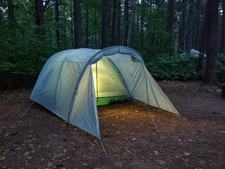 Mountain Hardwear Bridger 4 Person 3 Season Tent. NEW NIB