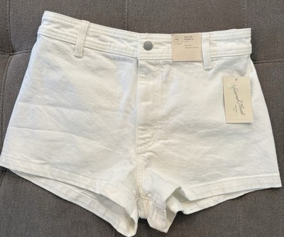 Universal Thread Women's Sailor Shorts in Cream  Color (NWT) Size 4, 8, 10